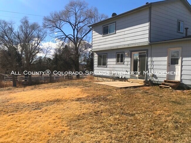 Building Photo - 500 Fountain Mesa Rd