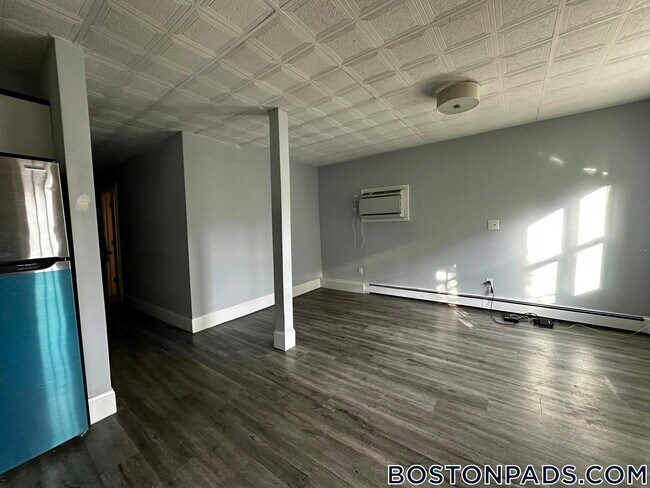 Foto del edificio - 195 Maverick St