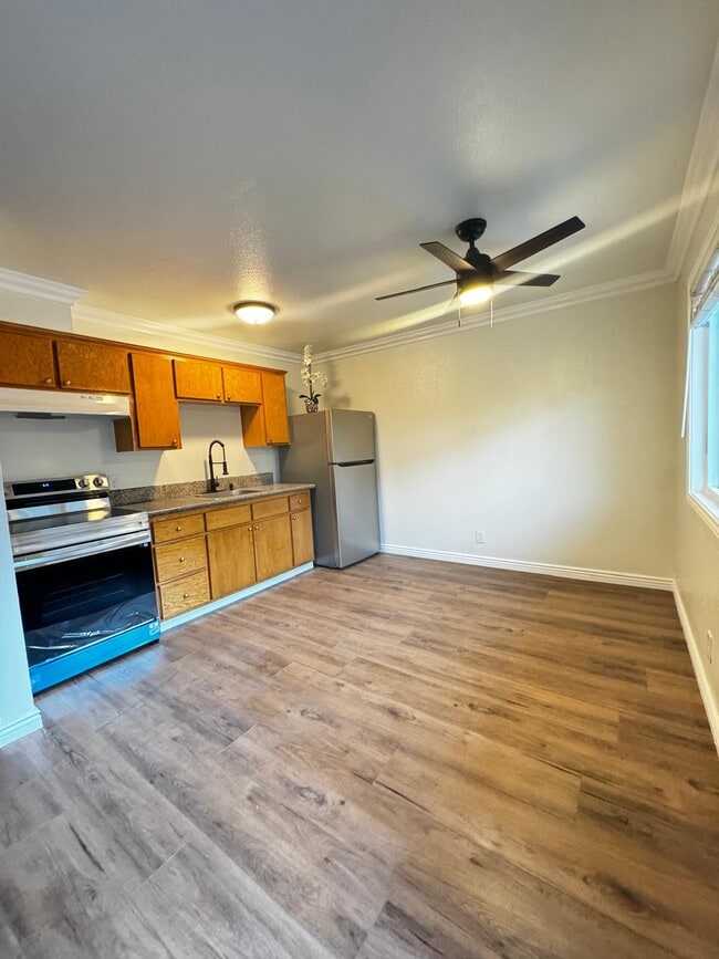 Foto del edificio - 1322 E Bulldog Ln