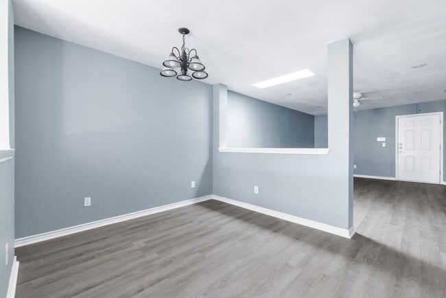 Foto del edificio - Carriage Place Square