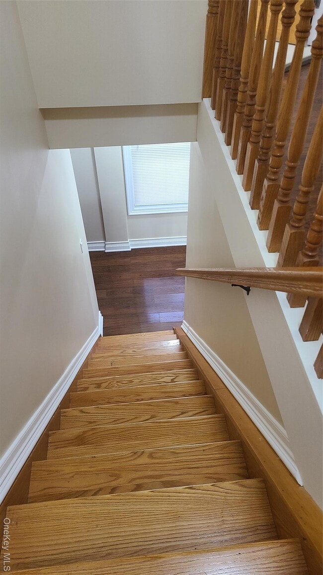 Building Photo - 92-16 218th Pl