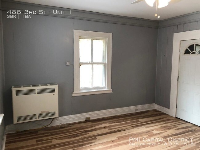 Building Photo - 3 bedroom in Albany NY 12206