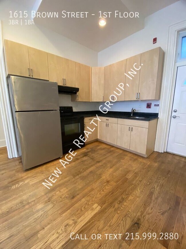 Building Photo - Welcome to 1615 Brown Street!