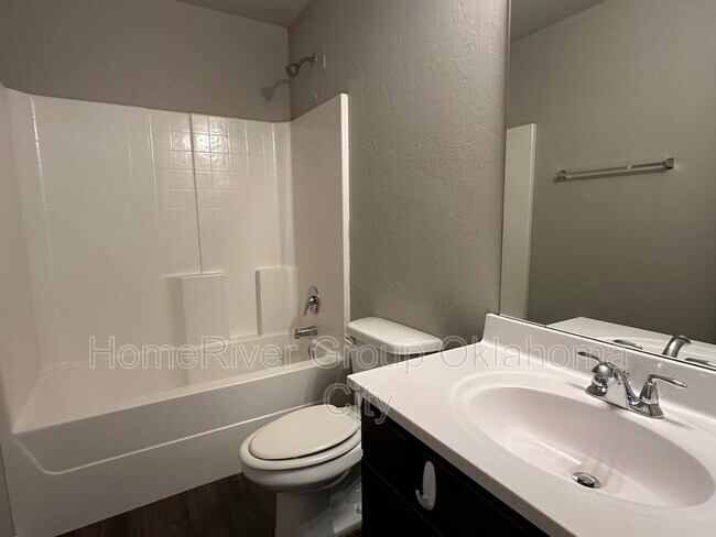 Foto del edificio - 3508 SE 95th St