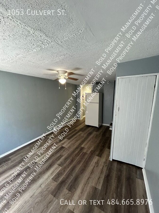 Building Photo - 1053 Culvert St