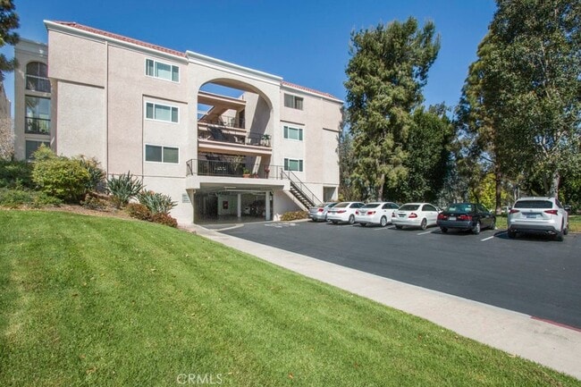 Foto del edificio - 5500 Paseo Del Lago W