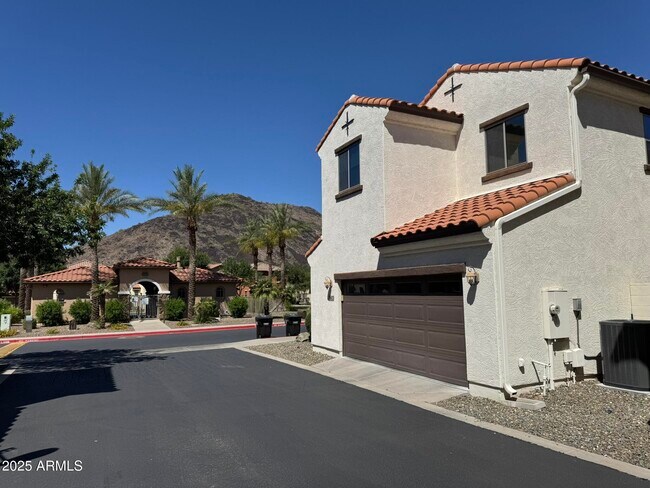Building Photo - 26023 N 53rd Dr