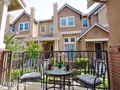 Primary Photo - 2 br, 2.5 bath Townhome - 1042 Jade Terrace