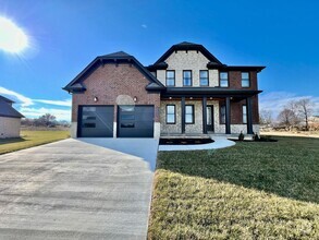 Building Photo - 4817 Granada Ct