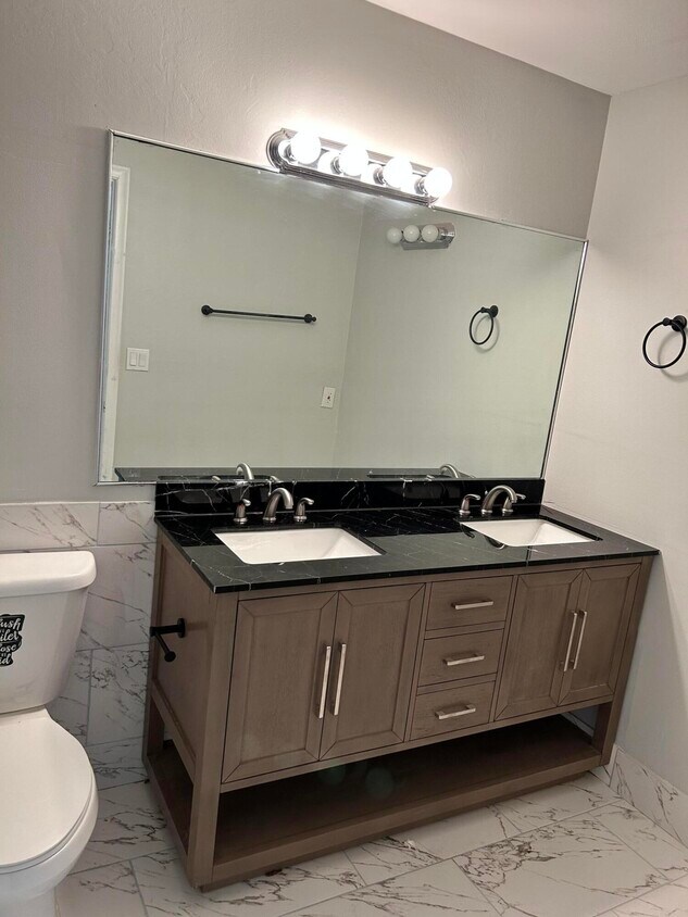 Foto principal - 1158 Summit Trail Cir