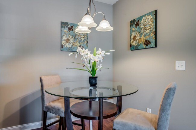 Foto del edificio - 4112 Reserve Rd