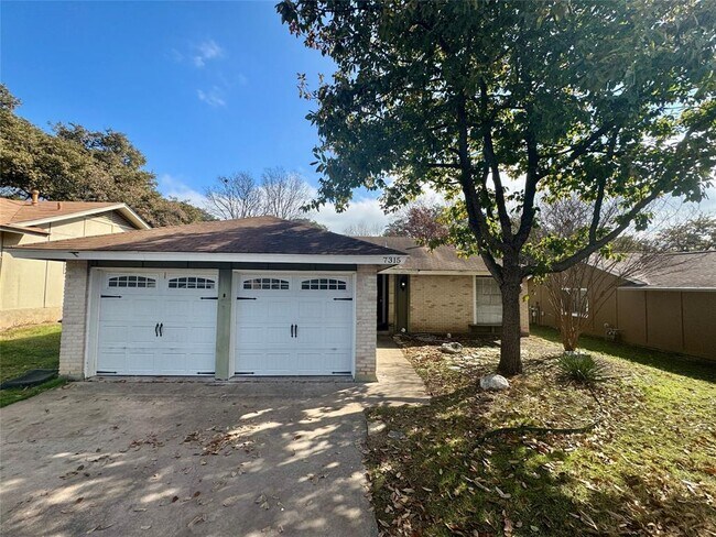 Foto del edificio - 7315 Lunar Dr