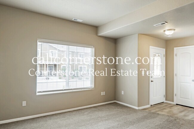 Foto del edificio - 7662 Jack Pne Grv