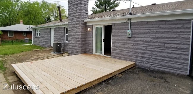 Foto del edificio - 3 br, 2.5 bath House - 1551 W. 79th Street