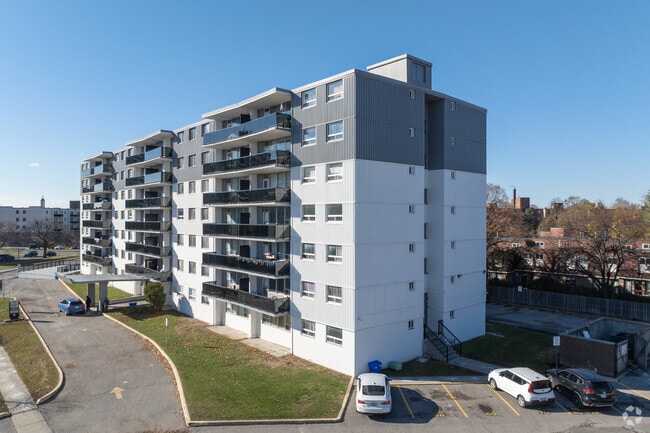 Building Photo - 190 Nonquon Road