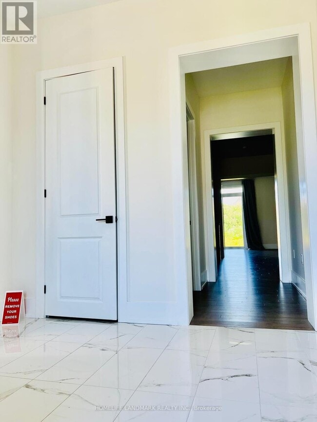 61 DEEPWOOD Crescent, East Gwillimbury, ON L9N 0L6 House for Rent in