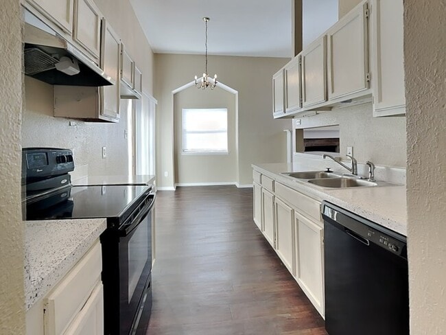 Building Photo - 13116 Rustic Trail