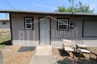 Building Photo - 144 Recreation Ave