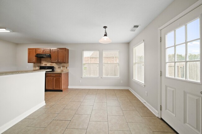 Foto del edificio - 2422 Inlet Ct