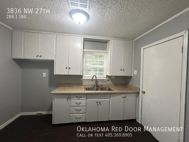 Foto del edificio - 3836 NW 27th-