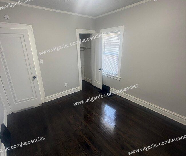 Foto del edificio - For Rent - Spacious 3 Bed/2 Bath Home