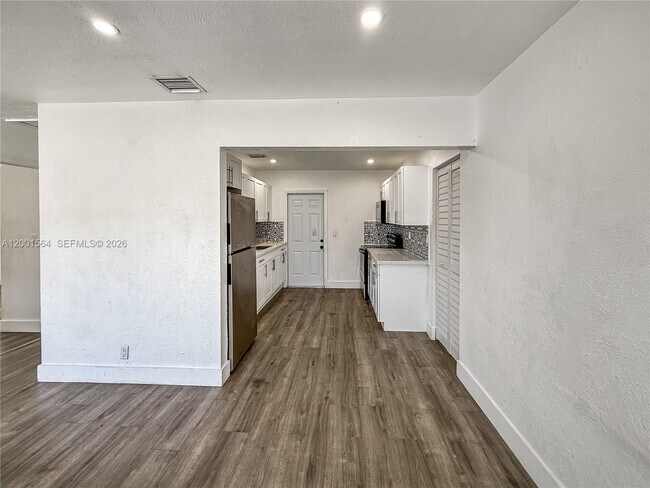 Foto del edificio - 2620 NW 18th Terrace