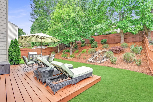 Photo - 6165 Pattingham Dr House