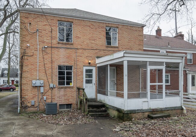 Building Photo - 2707 Powhattan Pkwy