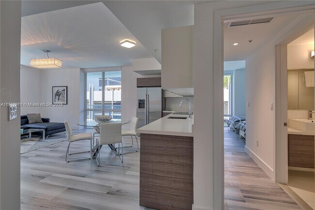 Foto del edificio - 1010 SW 2nd Ave