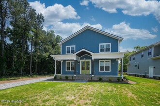 Building Photo - 476 Yadkin Rd