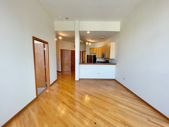 Foto del edificio - 2934 N Milwaukee Ave