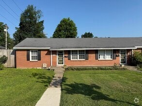 Building Photo - 2023 Clays Mill Rd