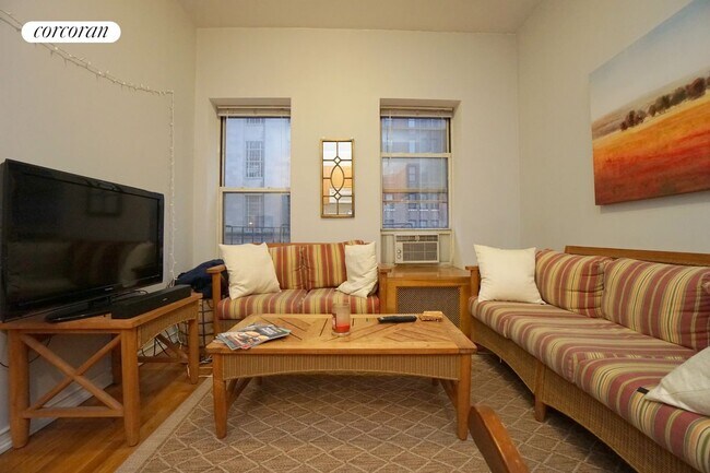 Foto del edificio - 315 E 57th St