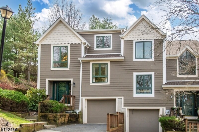 24 Bolds Ln, Woodland Park, NJ 07424 Townhome Rentals in Woodland