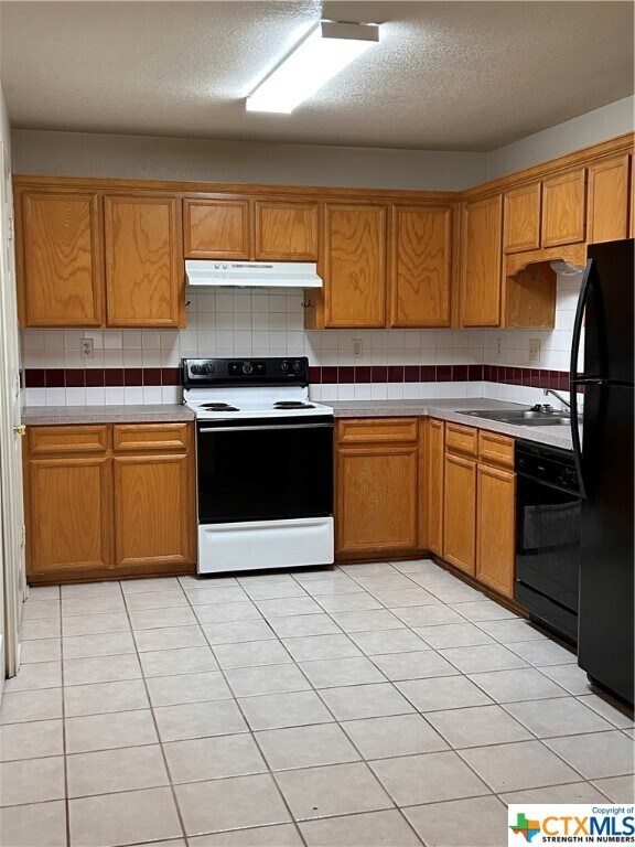 Building Photo - 3208 Raven Dr