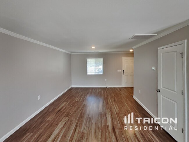 Foto del edificio - 3079 Stauton Dr