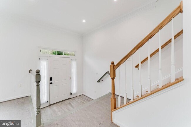 Foto del edificio - 4577 Derring Ln