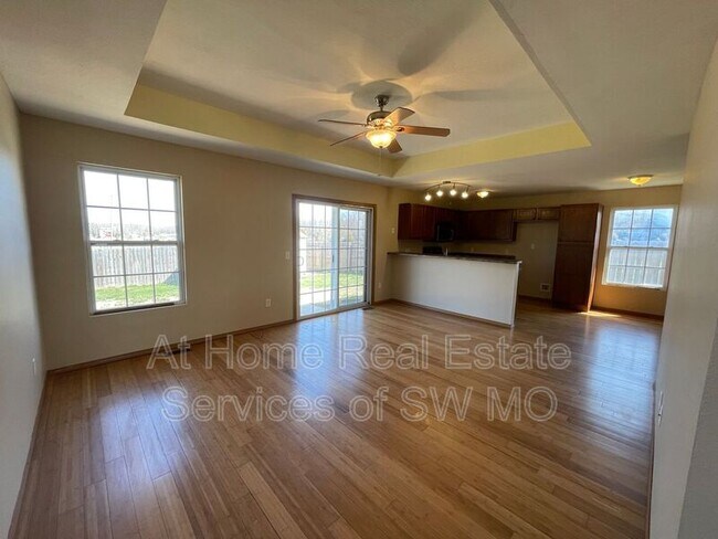 Building Photo - 2421 W Brook Ridge St
