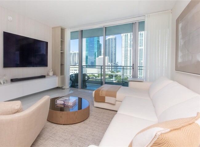 Foto del edificio - 92 SW 3rd St