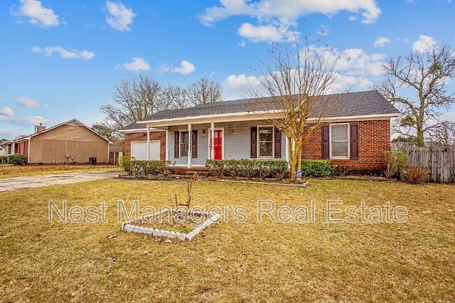 Foto del edificio - 3813 Constance Rd