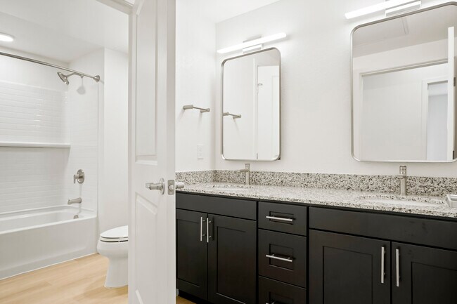 Foto del edificio - 2960 Hawthorn Ave