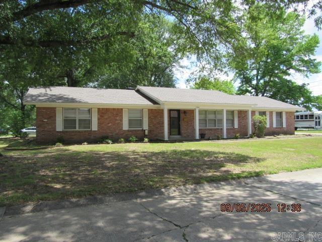 Foto principal - 1306 Bellemeade Dr