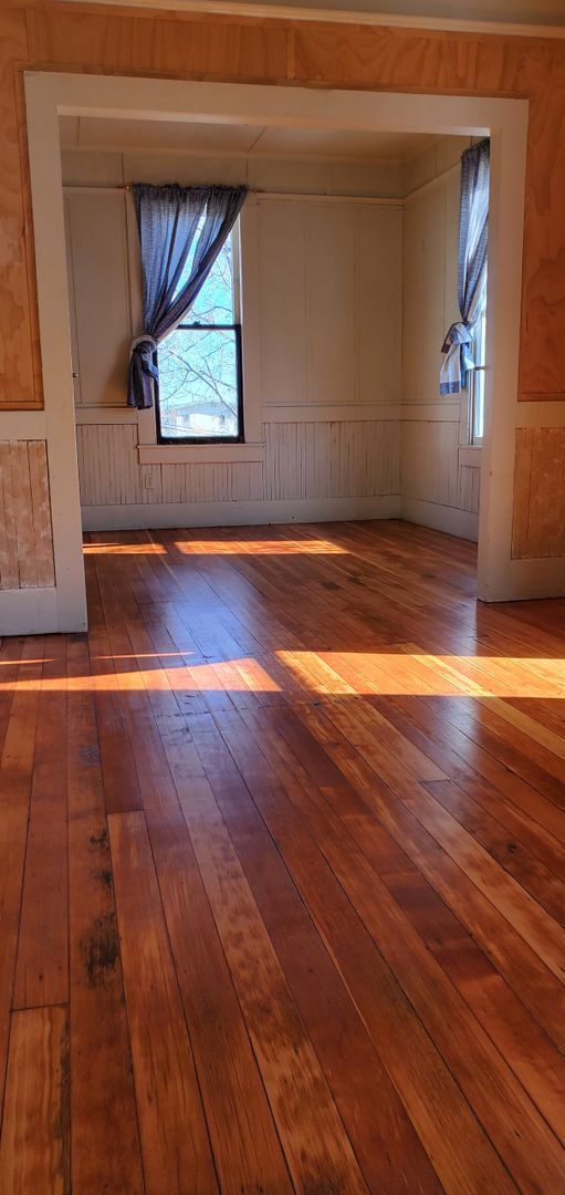 Building Photo - Reduced!!!  Desirable Apartment in Jerome ...