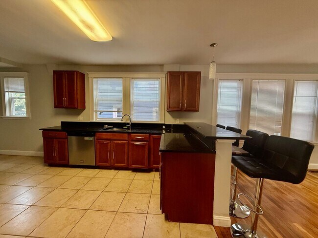 Building Photo - 9/1/26 Spacious, renovated Mission Hill 4BR/2BA