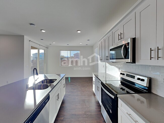 Building Photo - 4909 Colossal Star St
