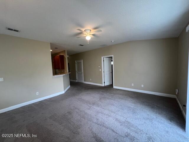 Foto del edificio - 1562 Canopy Oaks Dr