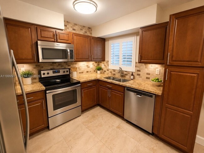 Building Photo - 5605 SW 80th St