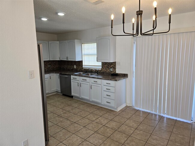 Foto del edificio - 3619 Washington St