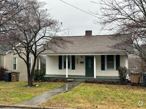 Building Photo - 315 E Churchwell Ave