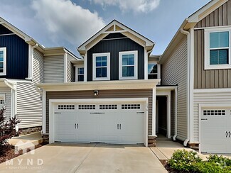 Building Photo - 136 Royal Star Wy